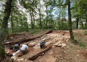 Во Франции обнаружили затерянную "столицу кельтов" с бесценным кладом