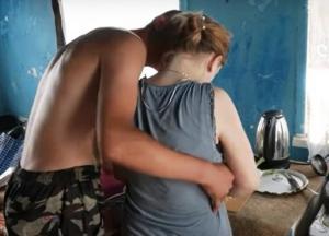 На Черниговщине 12-летняя девочка забеременела от 17-летнего парня (видео)