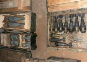 В Николаевской области продавали оружие со складов воинской части (фото, видео)