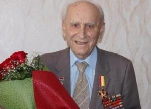 В Одессе на 103-м году умер старейший практикующий врач Украины