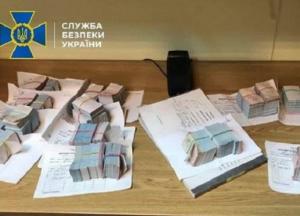 В Черновцах чиновники горсовета присвоили 5 млн гривен компенсации за льготников (фото)