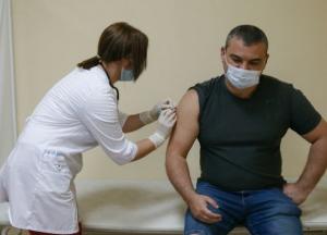 Кузин назвал число умерших после прививки граждан