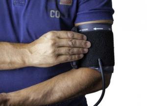 Медики назвали простой способ снижения артериального давления