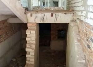 Зарезала и спрятала: в Житомирской области 15-летняя девушка убила своего парня (фото, видео)