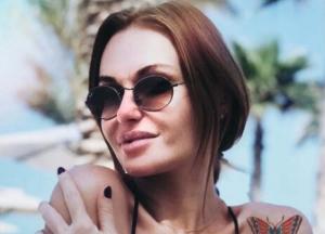 Слава Каминская показала восхитительную фигуру в откровенном наряде (фото)