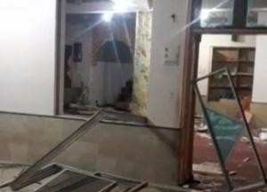 В Пакистане смертник устроил взрыв в мечети: много погибших и раненых (видео)