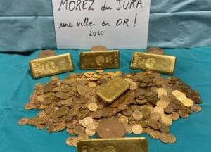 Во Франции в старом доме обнаружили клад 