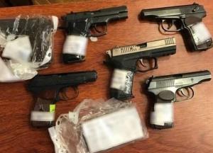 На Львовщине священник торговал оружием