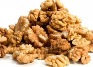 Названы продукты, которые помогают бороться со старением мозга