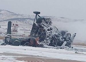 У Бурятії в аеропорту впав і вщент вигорів вертоліт, є загиблі (відео)