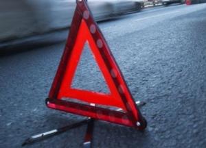 В Киеве пьяный водитель протаранил автомобиль патрульных (фото)