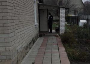 В Харькове мужчина задушил сына и спрятал тело за домом