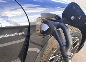 Стали известны самые быстрорастущие марки электрокаров в Украине