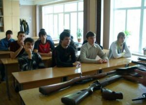 Декоммунизация в школах: предмет "Защита Отечества" подкорректировали