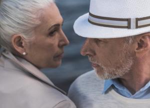 Ученые рассказали почему женщины стареют быстрее мужчин