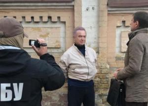 Задержан мошенник, который прикрываясь "связями" в ОП "продавал должности" (фото)