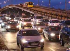 В Киеве образовались вечерние пробки (карта)