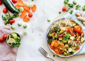 Медики предупредили о негативных последствиях отказа от ужина для здоровья