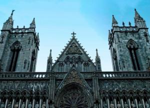 В норвежском соборе нашли ключ от комнаты с кладом