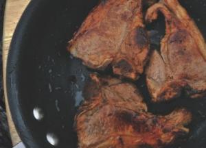 Чем на самом деле полезно красное мясо