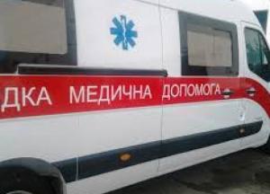 В Киеве пассажирка выпала из маршрутки и сломала руку (фото)