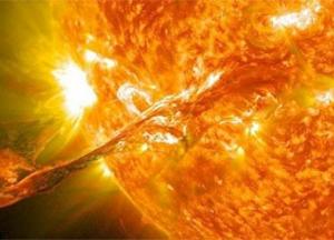 NASA показало вращение Солнца за 10 лет (видео)