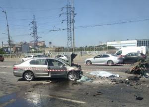 В Киеве произошло жуткое ДТП: много погибших (фото 18+)