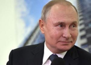 Что-то недокрутили в двойнике: в сети заметили странную деталь на фото Путина