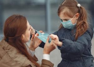 Кабмин ввел новые карантинные ограничения с 19 декабря: список