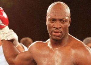 Экс-соперника Кличко переместили в медикаментозную кому из-за коронавируса