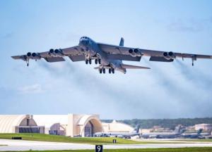 США оснастять стратегічні бомбардувальники B-52 ракетами LRASM для ударів по кораблях
