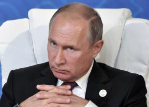 Попытку Путина вернуть Россию в прошлое высмеяли в Сети (фото)