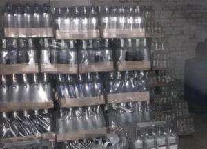 В Харькове два года подделывали элитную водку и коньяк