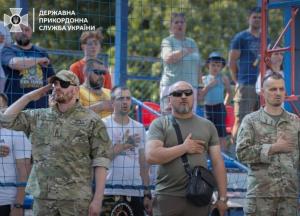 Реабілітація спортом: відбувся футбольний матч прикордонників та ветеранів збірної України (фото)