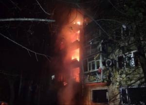 Росіяни атакували Дніпропетровщину: горіло щонайменше три багатоповерхівки, є постраждалі (фото)
