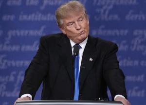 В США выложили портрет Трампа из фаллоимитаторов (фото)