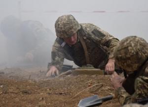 Боевики усилили обстрелы на Донбассе: в ход пошло тяжелое оружие