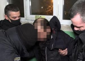 В Киеве пьяный разводным ключом расправился с матерью (видео)