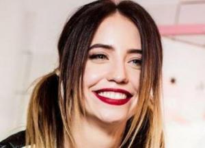 Надя Дорофеева восхитила поклонников снимком в полуобнаженном наряде (фото)