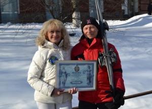 Житель Черкасс в 87 лет на лыжах установил рекорд в Буковеле