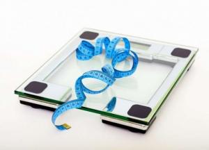 Медики рассказали, чем опасно быстрое похудение