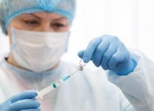 В Украине рассматривают вариант обязательной COVID-вакцинации для учителей