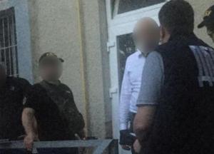 В Черновицкой области задержали начальника отделения полиции за взятку офицеру военкомата