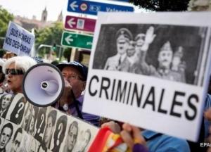 Суд остановил эксгумацию останков диктатора Франко