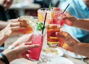 Медики назвали самые опасные алкогольные коктейли для здоровья
