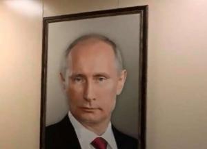 ​Напился и материл портрет Путина: в России уволили офицера-подводника