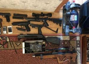 В Одесской области разоблачили схему сбыта огнестрельного оружия и обнаружили масштабный схрон боеприпасов