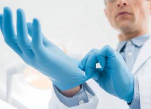 Львовских медиков признали виновными в смерти пациента