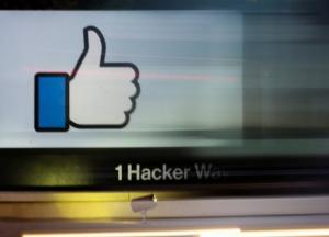 Facebook планирует создать приложения для путешествий и подкастов