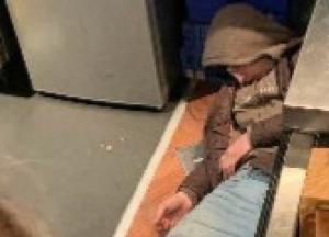 В Великобритании вор попался, уснув на месте преступления